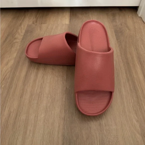 Nike Calm Slides NWOT - Picture 3 of 5